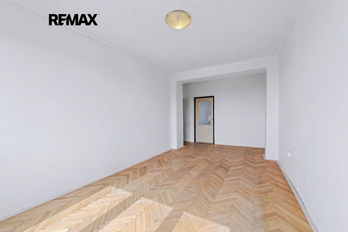 Pronájem bytu 2+1 56 m²