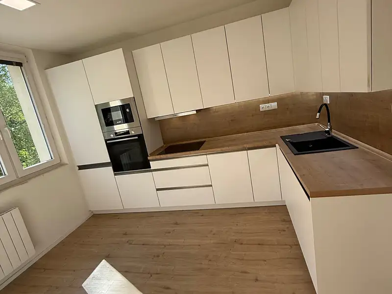 Prodej bytu 4+kk 70 m², Holešov – náhled fotky 2