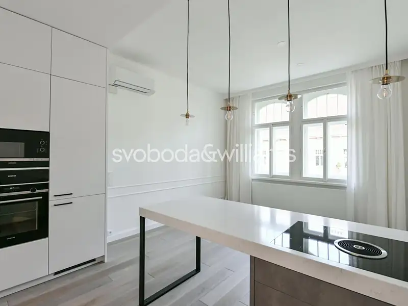 Pronájem bytu 2+kk 56 m², Praha – náhled fotky 2