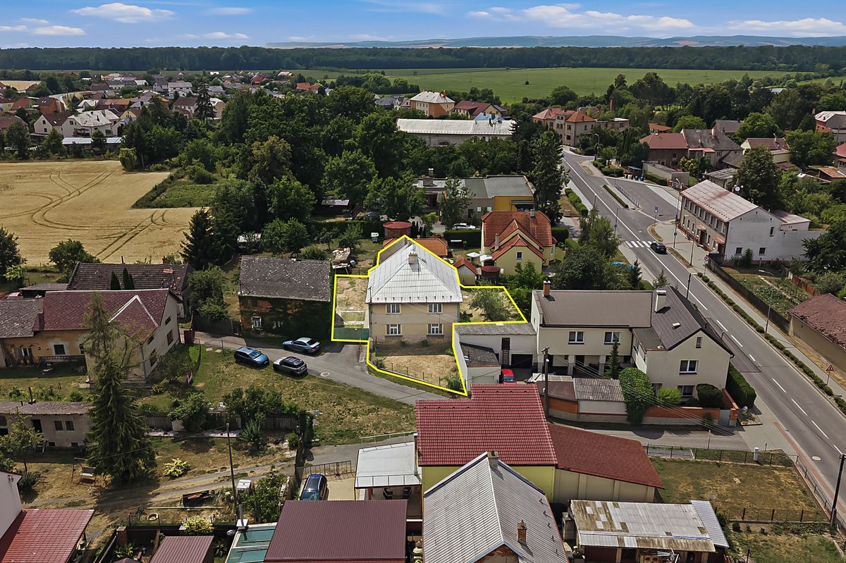 Prodej rodinného domu 194 m², pozemek 744 m² – fotografie 4