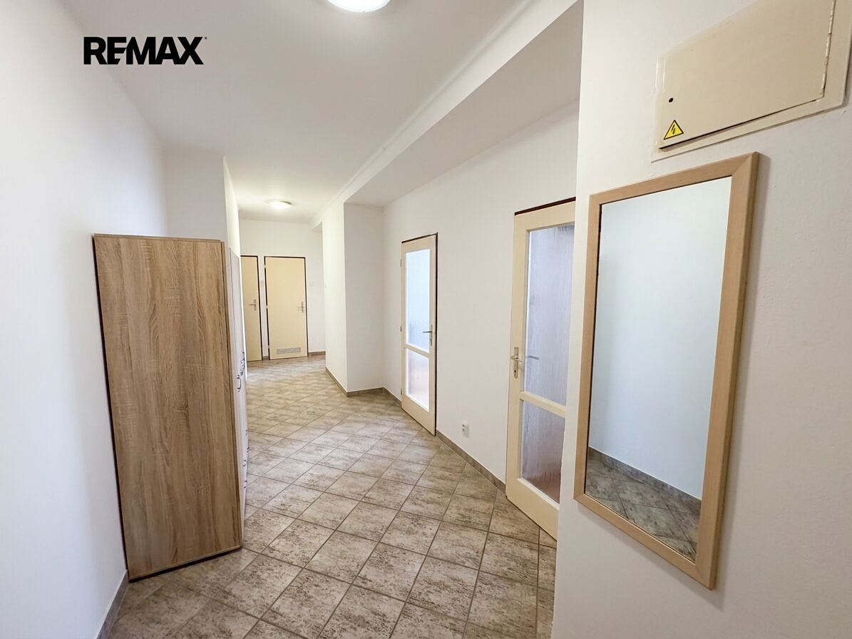 Pronájem bytu 2+1 60 m² – fotografie 5
