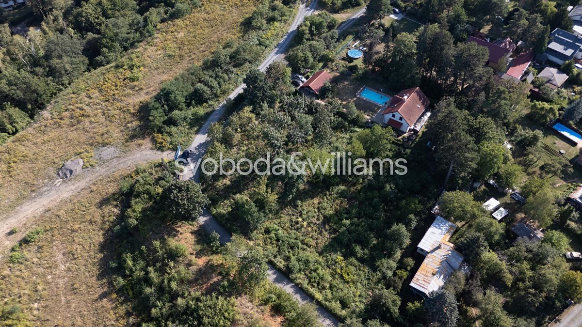 Prodej stavebního pozemku 1048 m² – fotografie 5