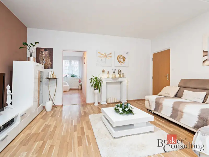 Prodej bytu 4+1 82 m², Plzeň – náhled fotky 3