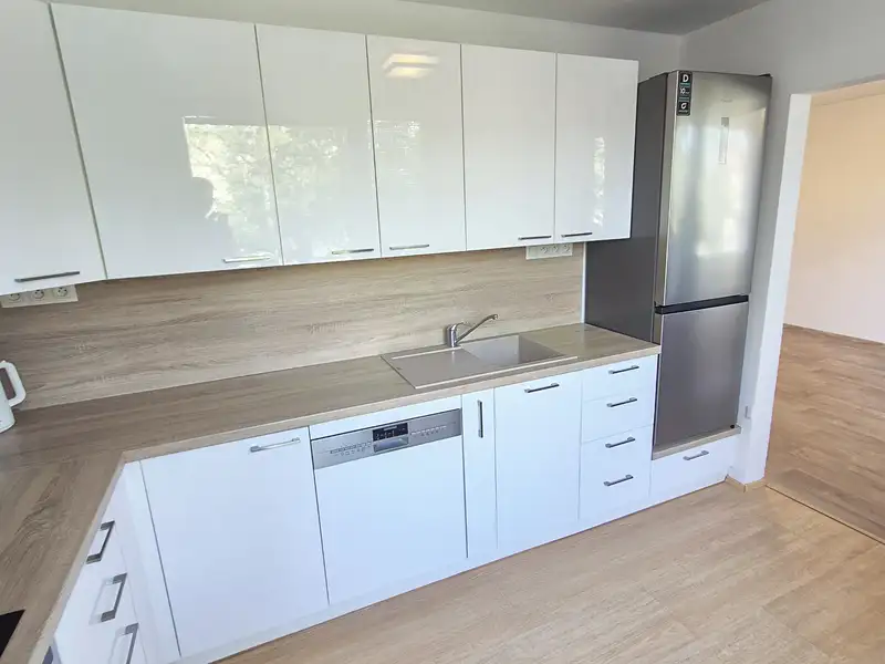 Pronájem bytu 3+kk 76 m², Olomouc – náhled fotky 2