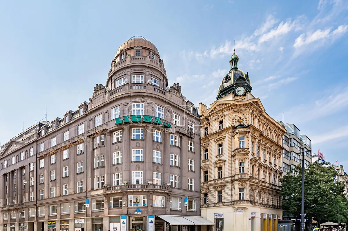 Pronájem kanceláře 230 m²