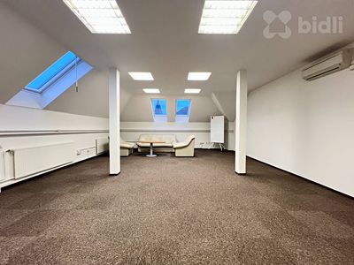 Pronájem kanceláře 75 m²