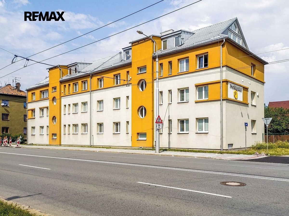 Prodej rodinného domu 374 m², pozemek 1567 m² – fotografie 5