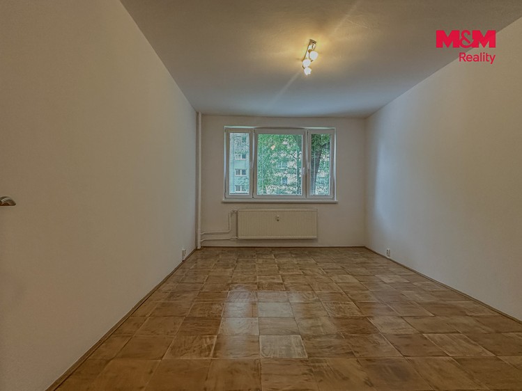 Pronájem bytu 3+1, 74 m² (8 z 21)