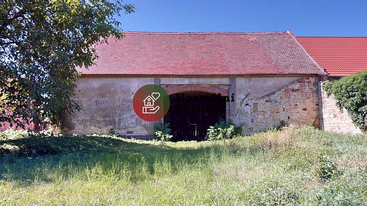Prodej rodinného domu 140 m², pozemek 1585 m² – fotografie 4