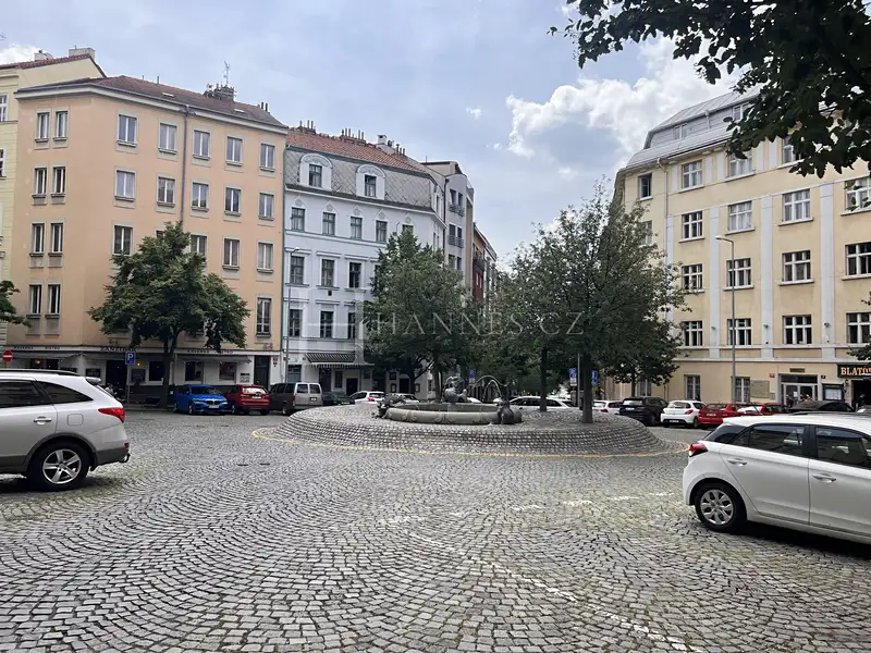 Prodej činžovního domu 1015 m², Praha – náhled fotky 3