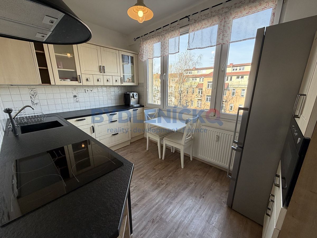 Pronájem bytu 3+1 85 m² – fotografie 2