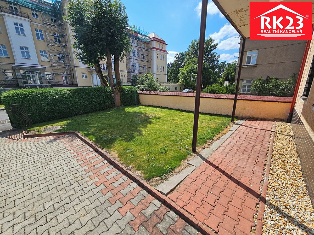 Prodej rodinného domu 941 m², pozemek 477 m² – fotografie 3