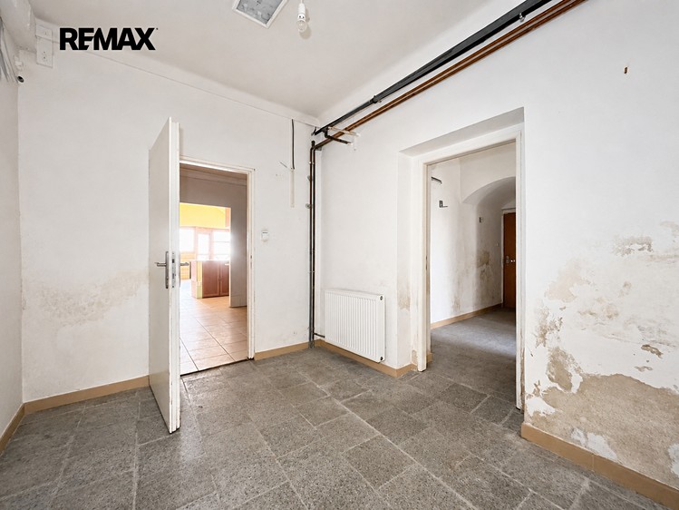 Pronájem komerčního prostoru, 126 m² (14 z 18)