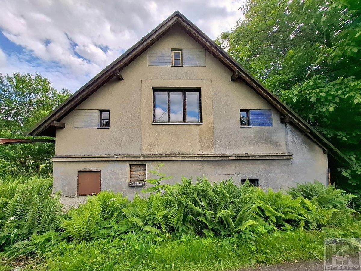 Prodej rodinného domu 140 m², pozemek 550 m² – fotografie 5