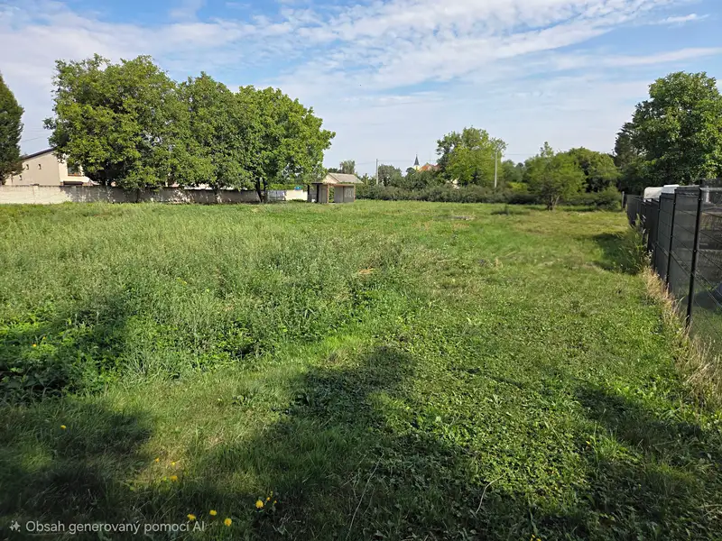 Prodej komerčního pozemku 3270 m², Holešov – náhled fotky 1