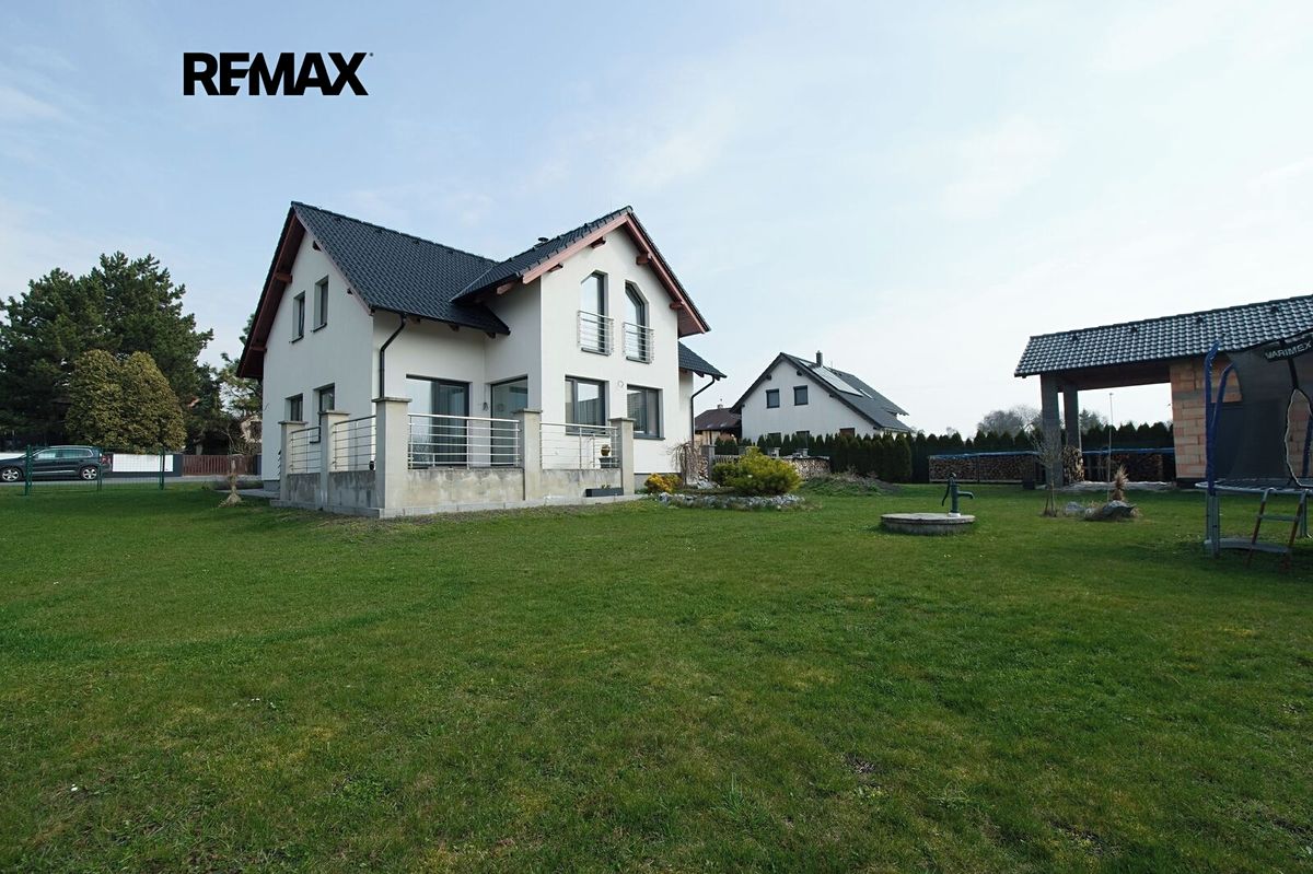 Prodej rodinného domu 177 m², pozemek 1201 m²