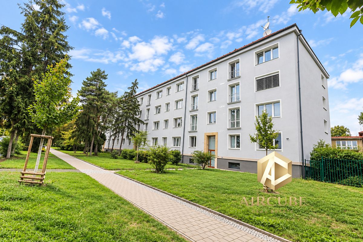 Pronájem bytu 2+kk 54 m²