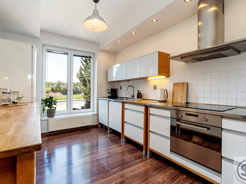 Prodej rodinného domu 98 m², pozemek 185 m², Lány – náhled fotky 3