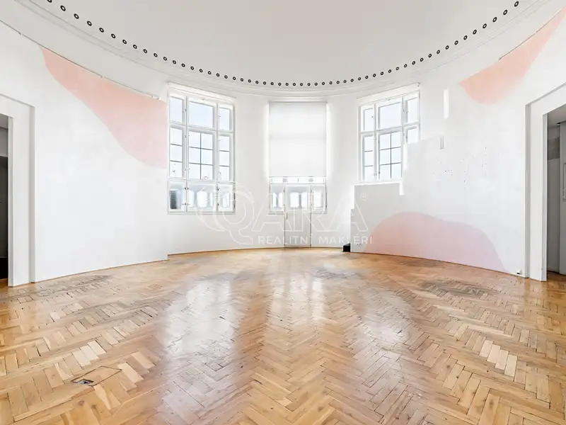 Pronájem kanceláře 230 m², Praha – náhled fotky 3