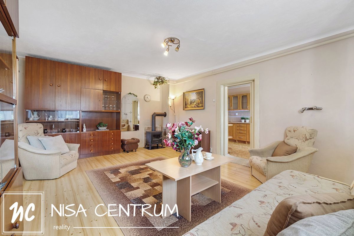 Prodej rodinného domu 170 m², pozemek 1355 m² – fotografie 3