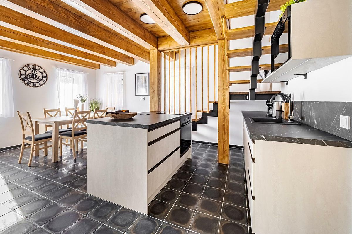 Prodej rodinného domu 156 m², pozemek 1485 m² – fotografie 5