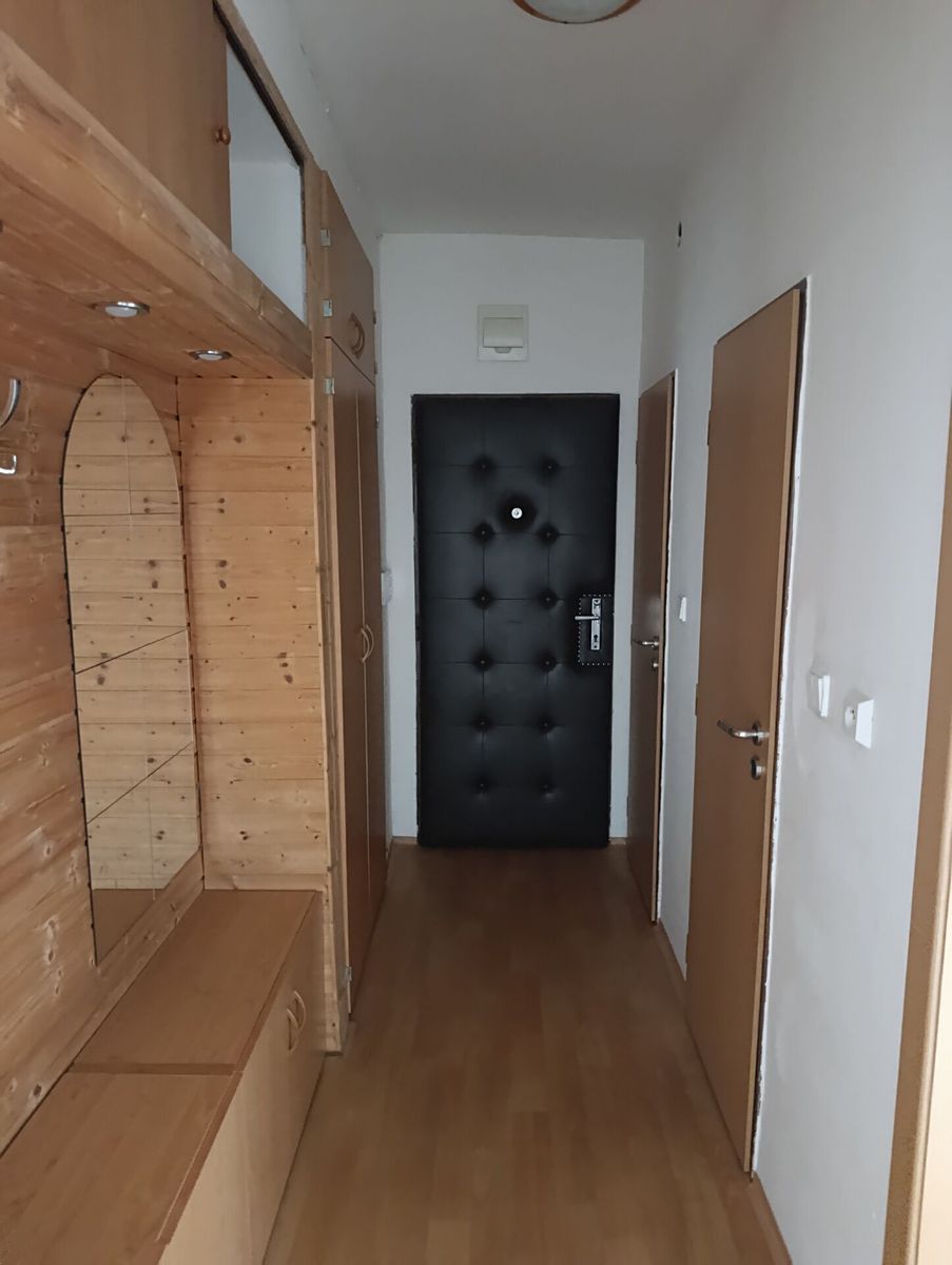 Pronájem bytu 3+1 57 m² – fotografie 2