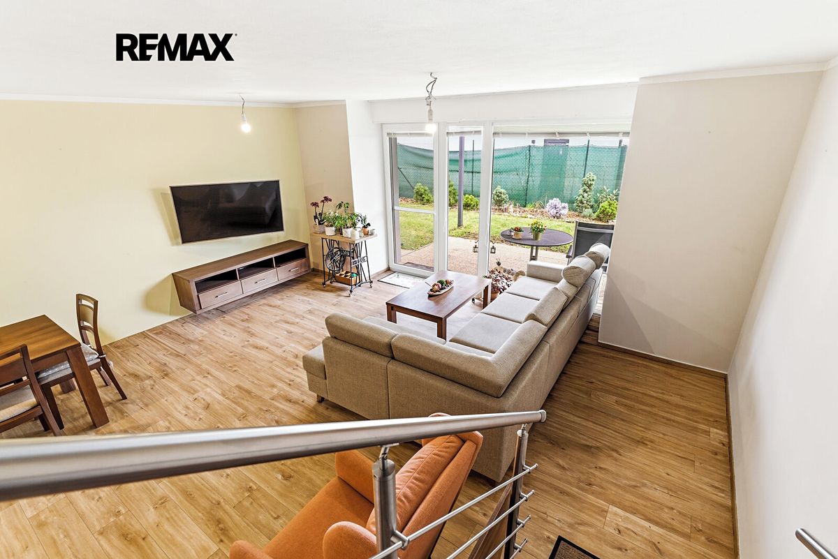Prodej rodinného domu 138 m², pozemek 202 m² – fotografie 2