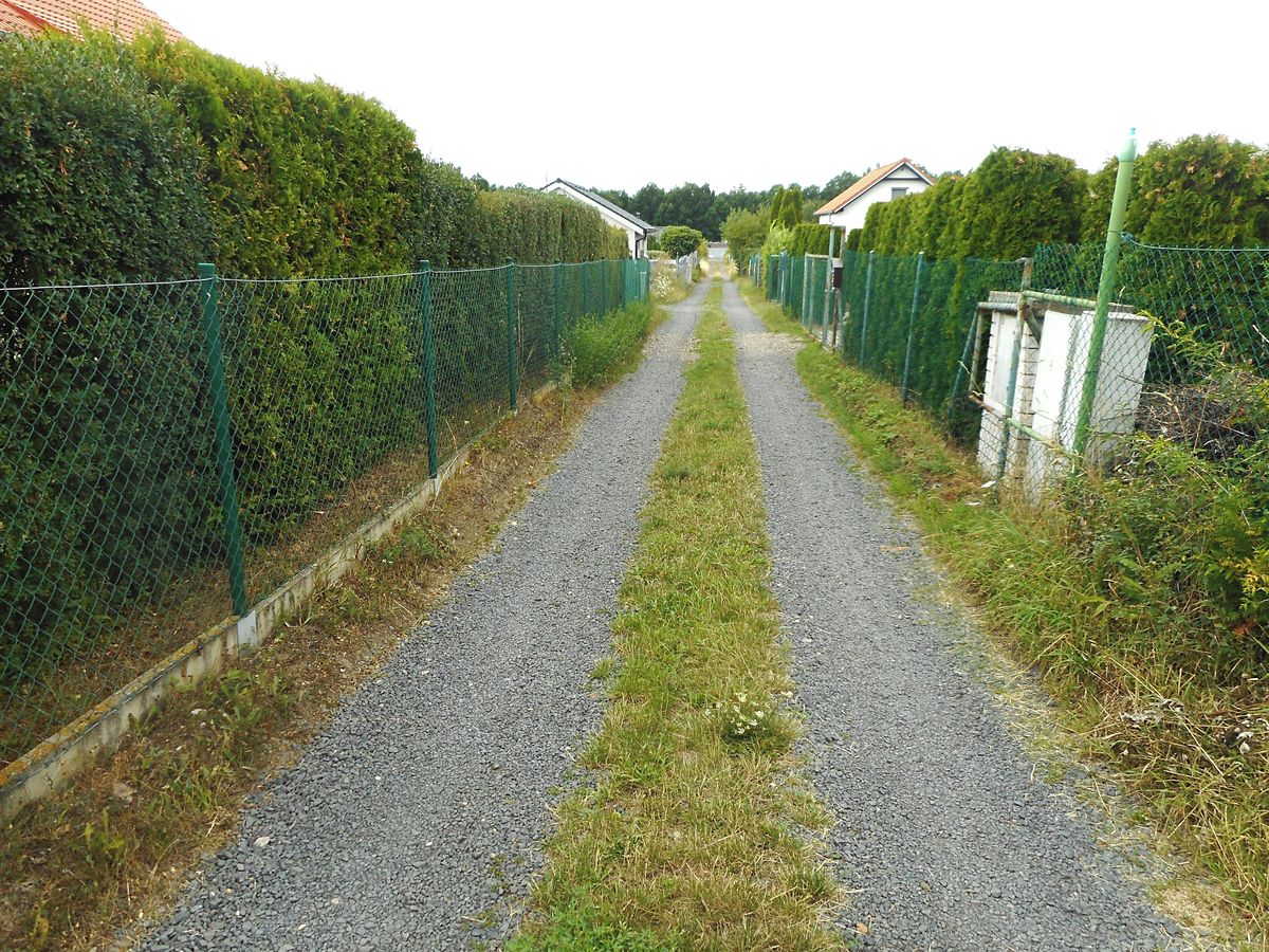 Prodej stavebního pozemku 500 m² – fotografie 4