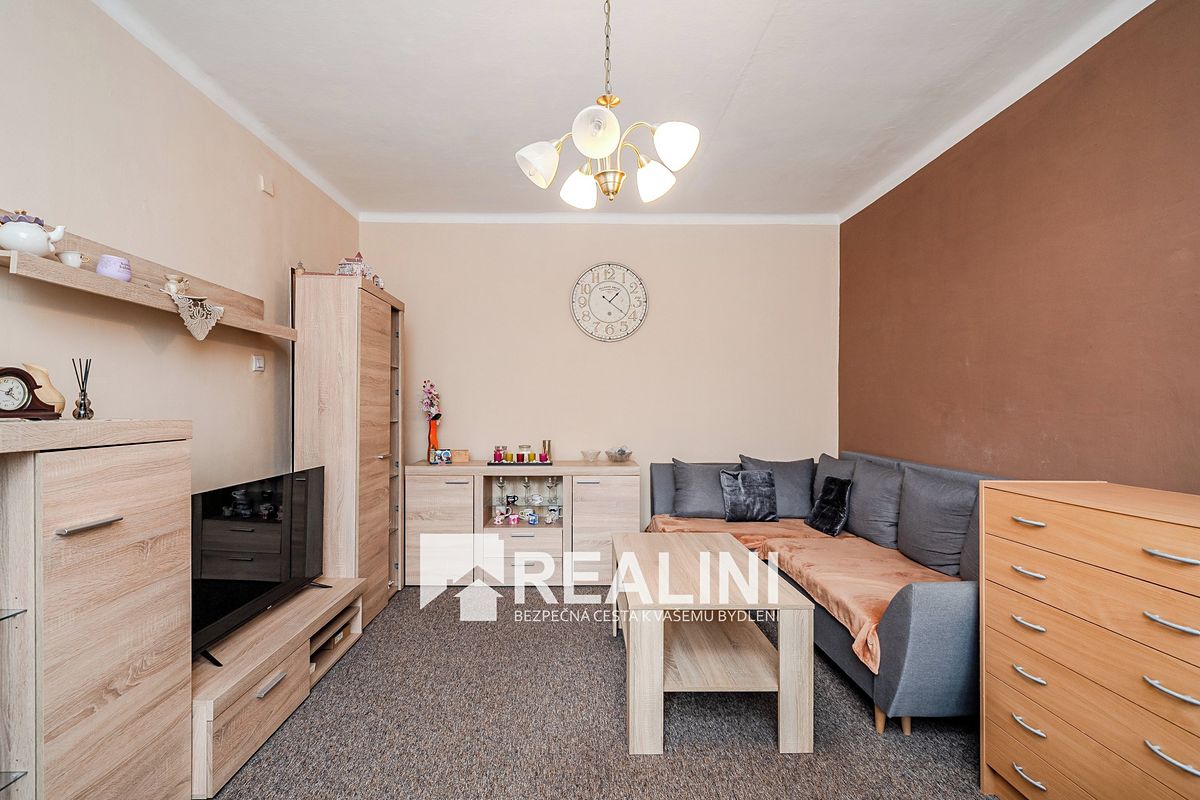 Prodej bytu 2+1 56 m² – fotografie 2