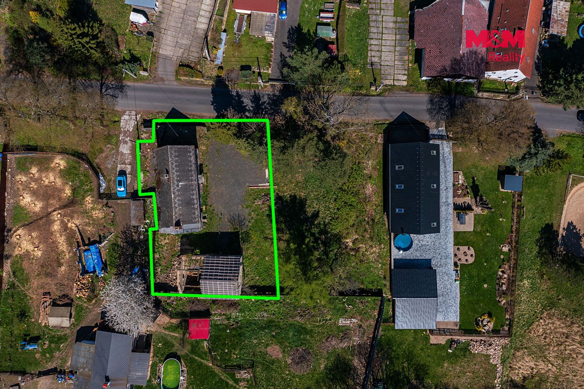 Prodej rodinného domu 180 m², pozemek 834 m² – fotografie 2