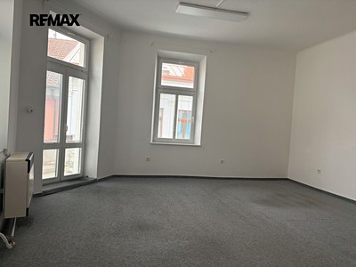 Комерційне приміщення в оренду, 70 м² (3 з 9)