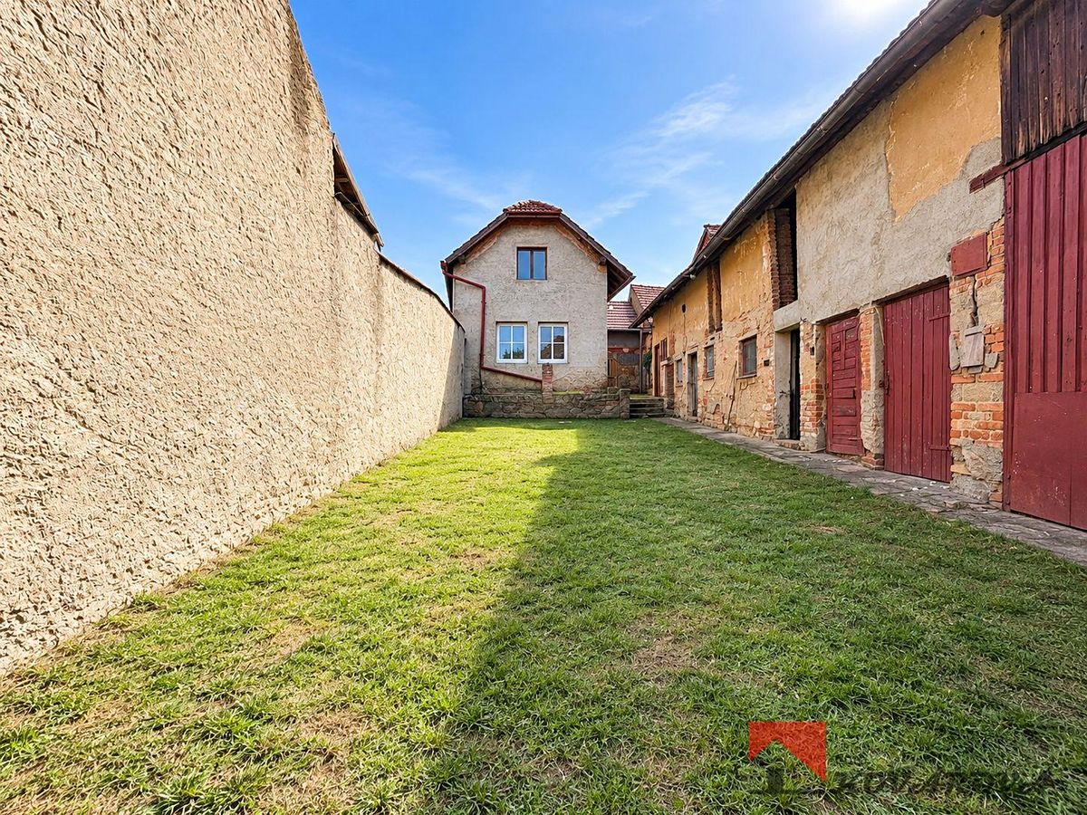 Prodej rodinného domu 138 m², pozemek 310 m² – fotografie 4
