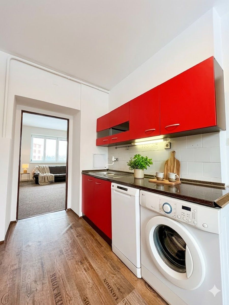 Pronájem bytu 1+1 54 m²