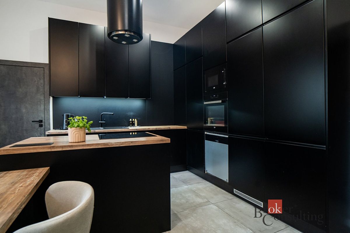 Pronájem bytu 3+1 124 m² – fotografie 2
