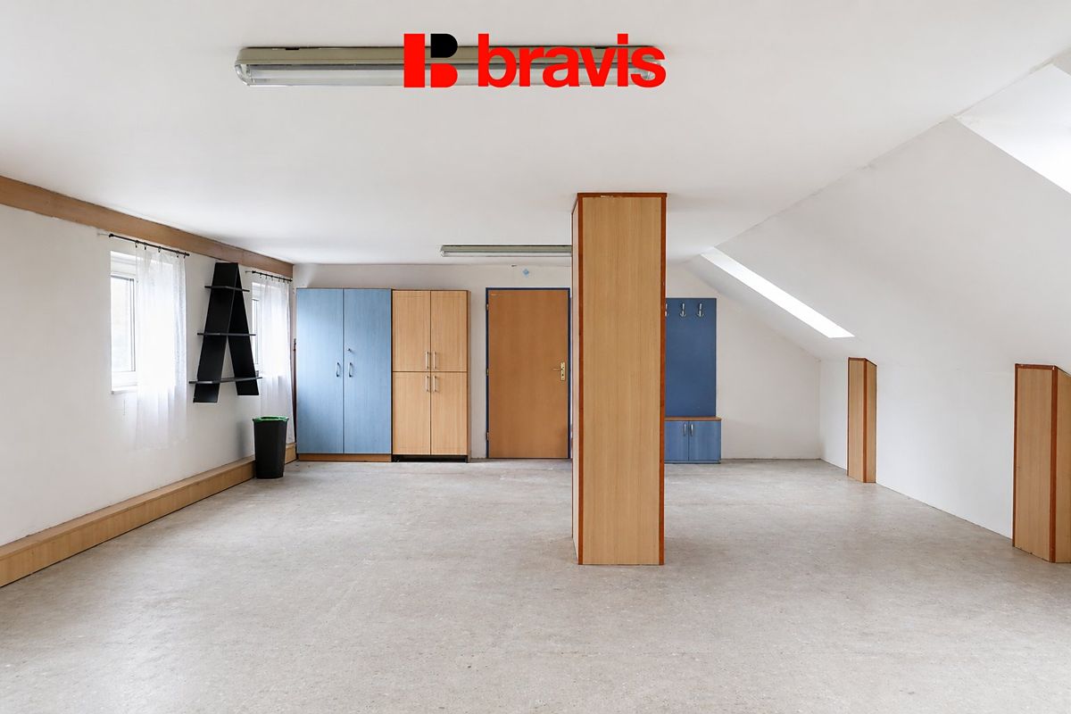 Pronájem obchodního prostoru 106 m²