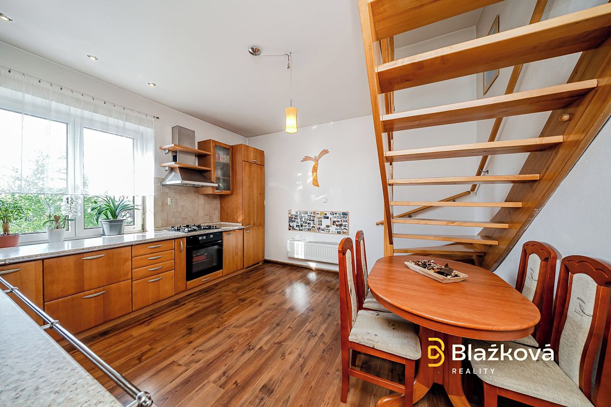 Prodej rodinného domu 137 m², pozemek 147 m² – fotografie 5