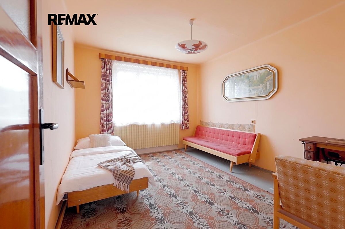 Prodej rodinného domu 200 m², pozemek 309 m² – fotografie 4