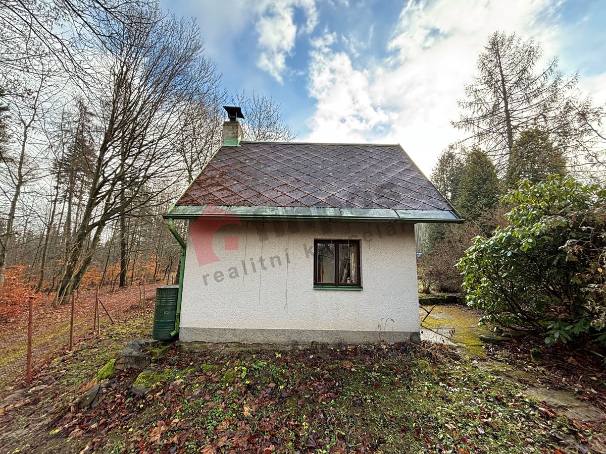 Prodej chaty 28 m², pozemek 485 m² – fotografie 2