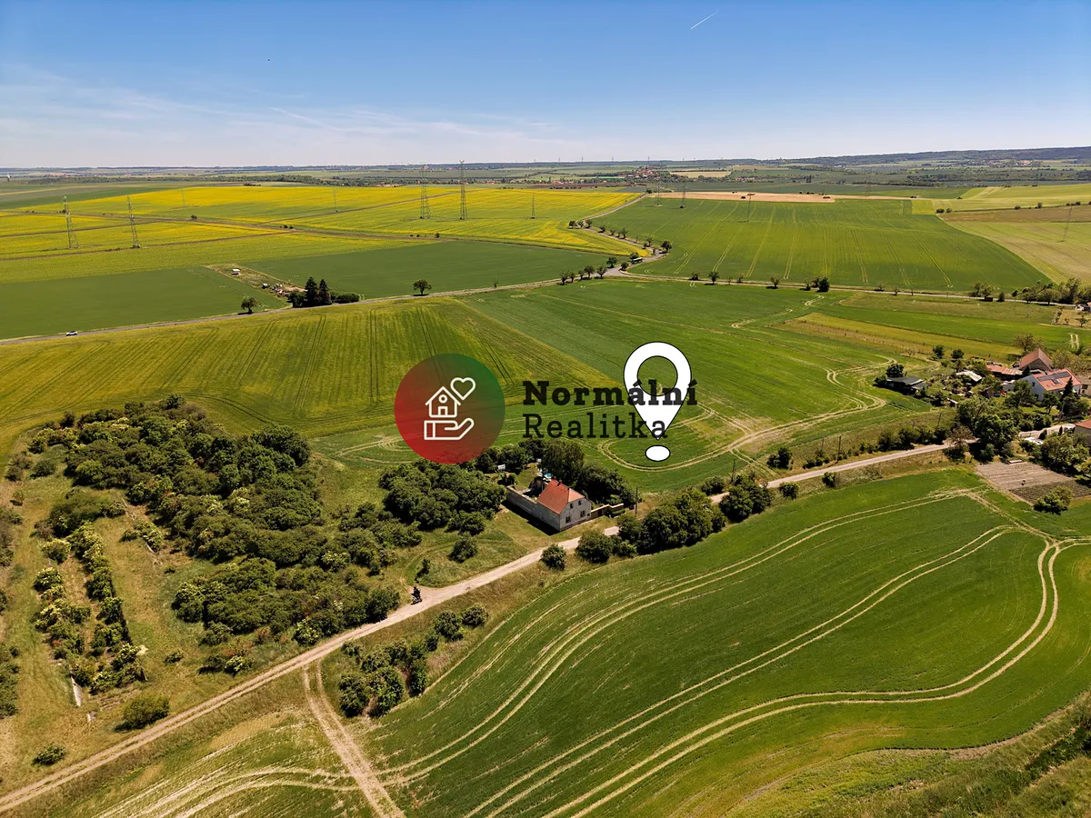 Prodej stavebního pozemku 1796 m²