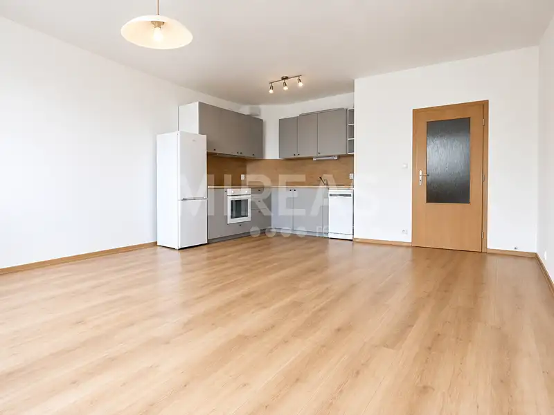 Pronájem bytu 2+kk 58 m², Praha – náhled fotky 3