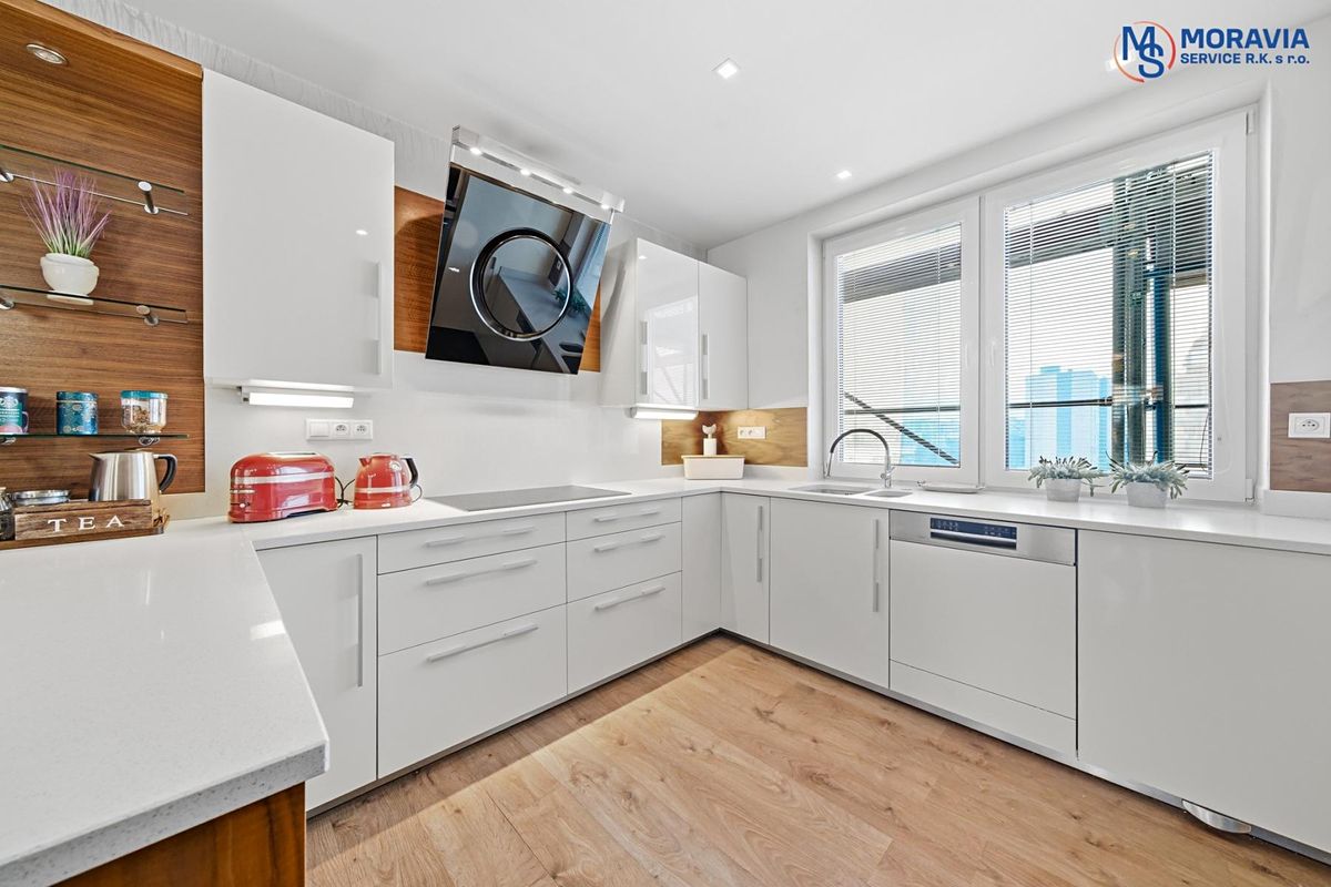 Prodej bytu 3+1 94 m² – fotografie 3
