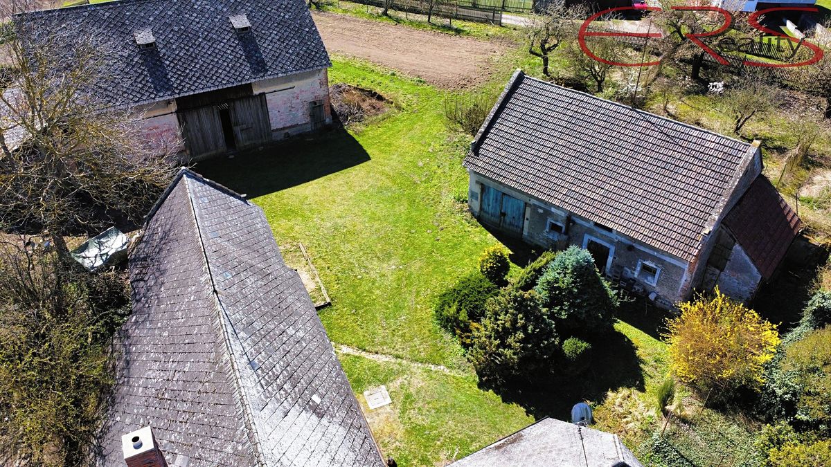 Prodej rodinného domu 120 m², pozemek 3869 m²