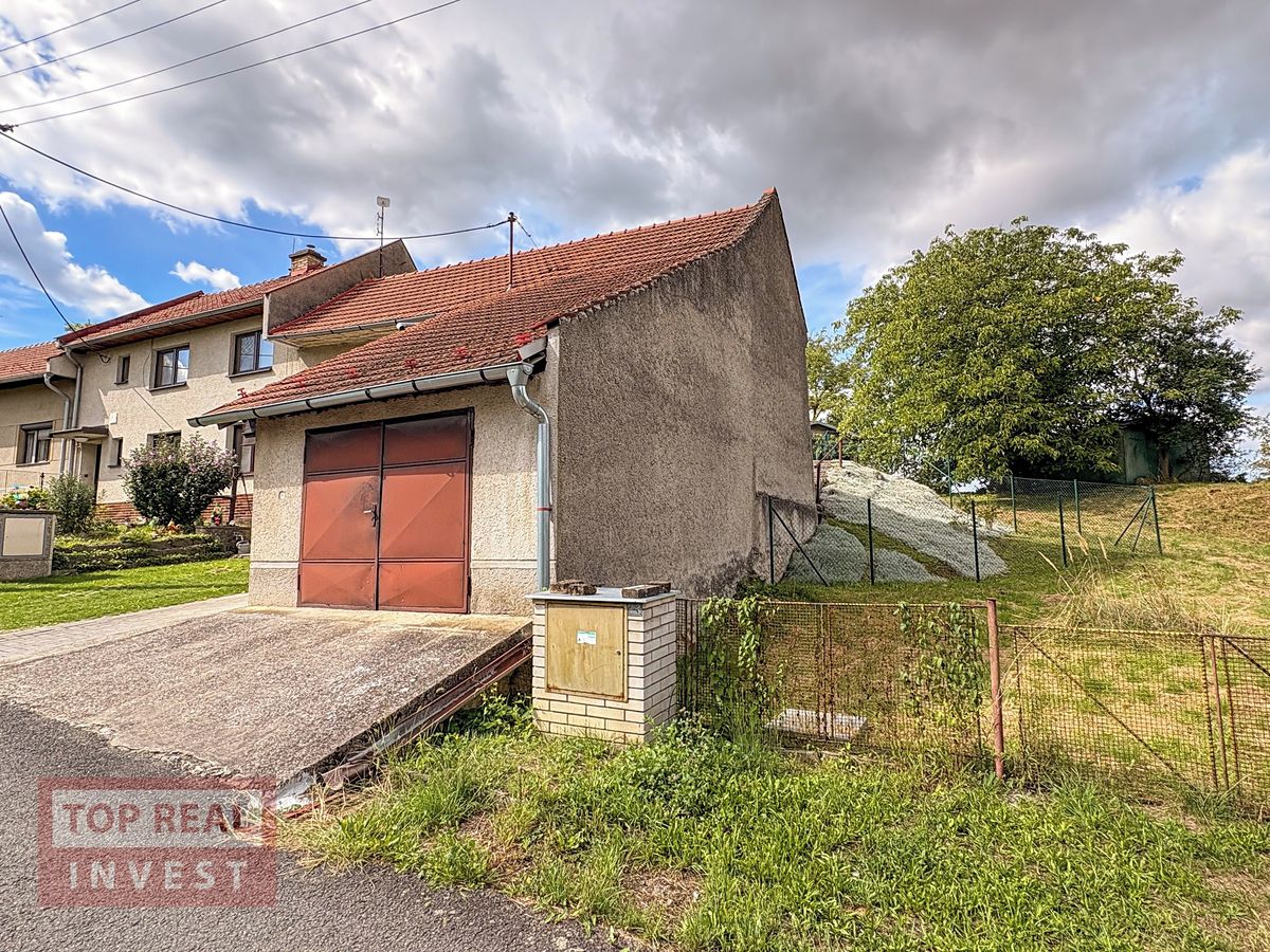 Prodej rodinného domu 89 m², pozemek 787 m² – fotografie 2