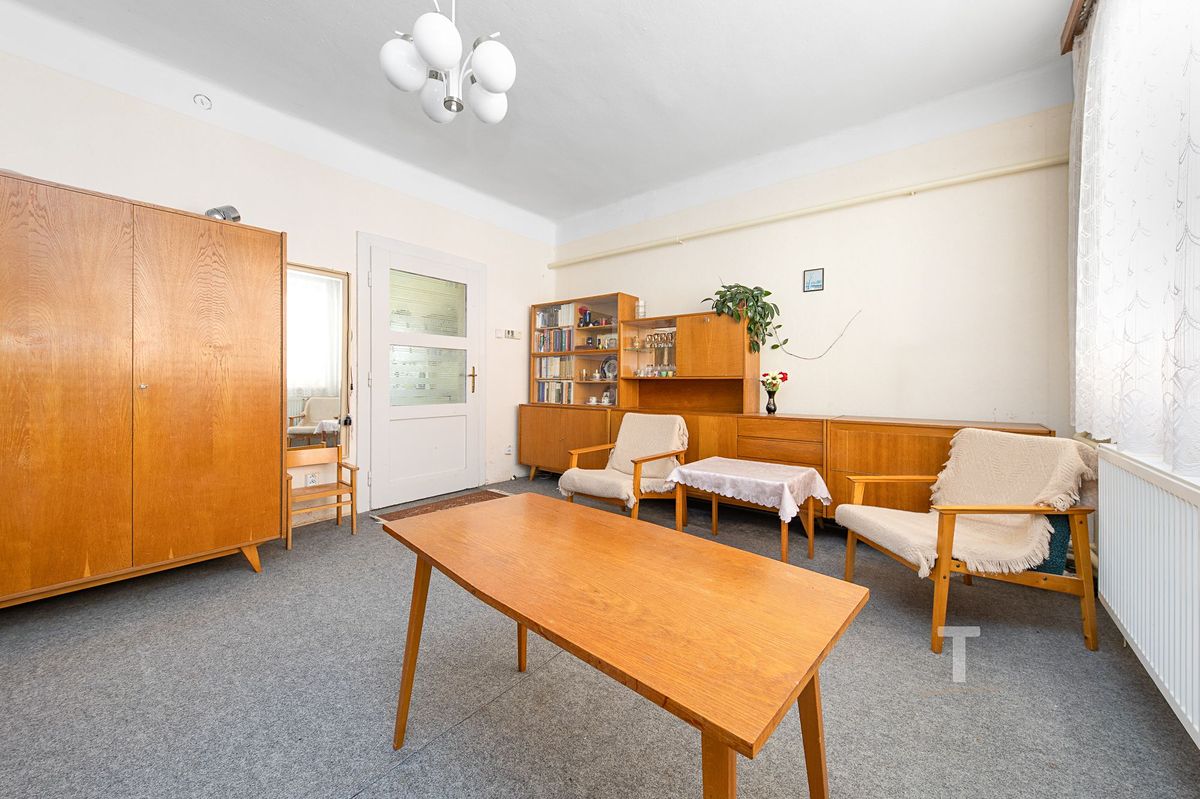 Prodej rodinného domu 140 m², pozemek 617 m² – fotografie 5