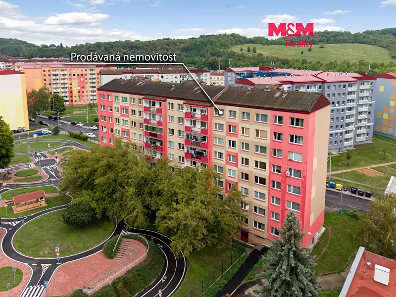 Prodej bytu 3+1 57 m², Teplice – náhled fotky 1