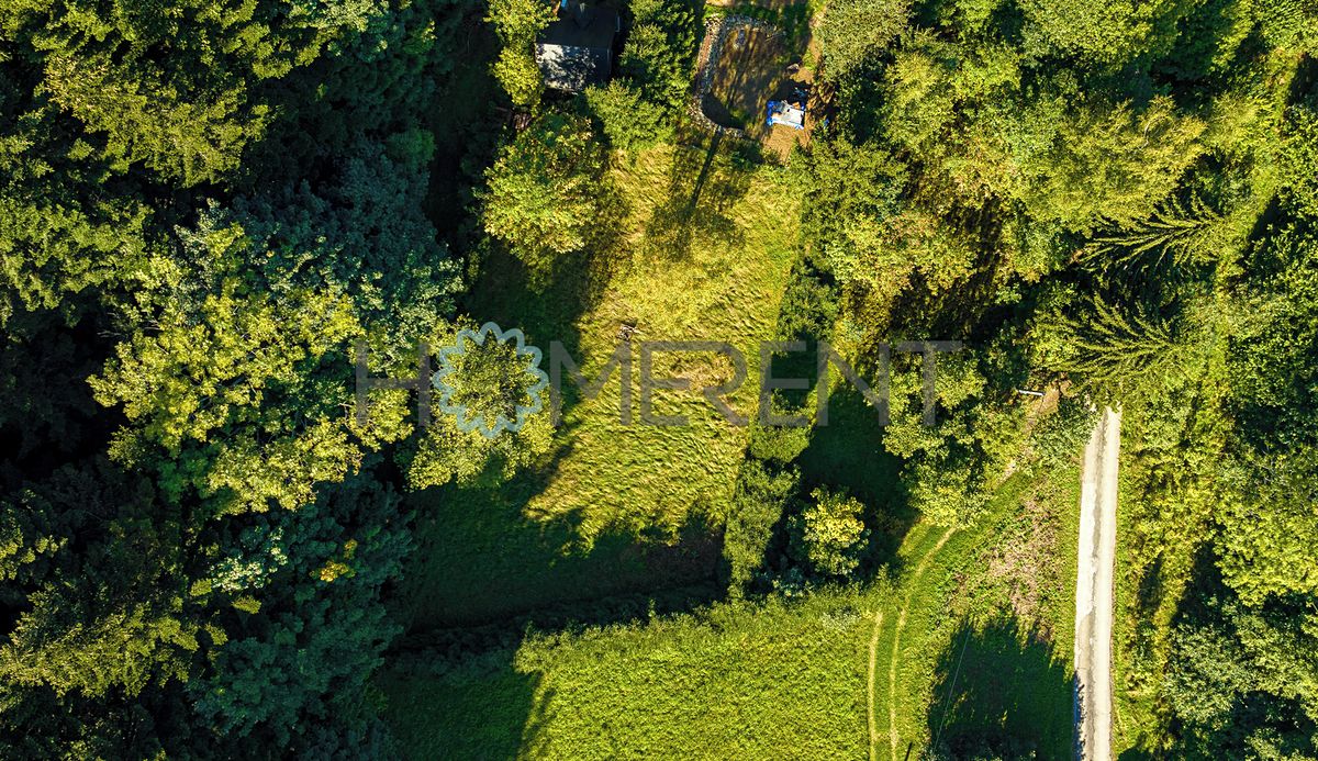 Prodej stavebního pozemku 1147 m² – fotografie 2