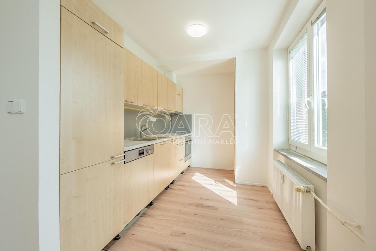 Pronájem bytu 2+kk 53 m² – fotografie 2