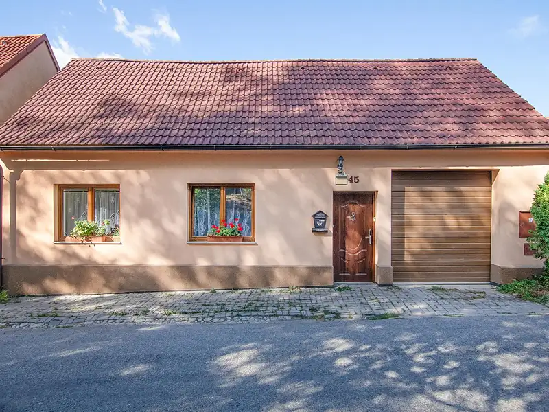 Prodej rodinného domu 142 m², pozemek 1192 m², Borovany – náhled fotky 1