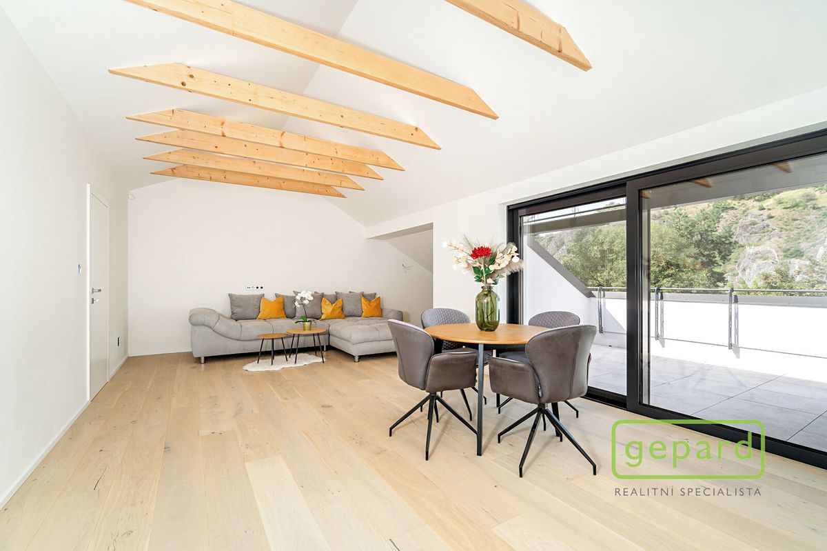 Prodej bytu 3+kk 92 m²