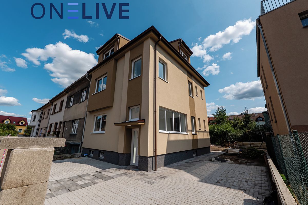 Pronájem bytu 2+kk 45 m² – fotografie 2